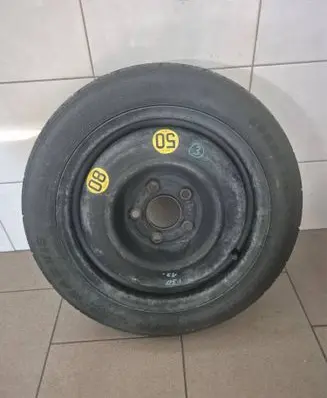 Hyundai i30 R15 spare wheel 529101H900