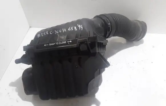 Chrysler 300M Air filter 4591099AE
