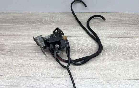 BMW 7 F01 F02 F03 F04 Turbo solenoid valve 7626350 70088715