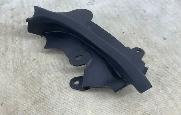 BMW 7 G11 G12 Engine compartment rubber 7347396 74850613