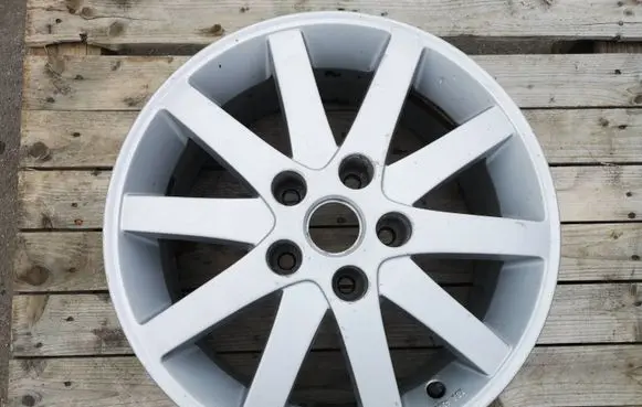 Nissan Primera R16 alloy rim KE409AV666