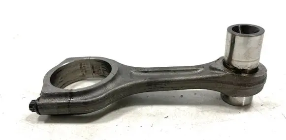 Ford Fiesta Connecting rod/conrod 