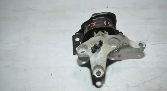 Dacia Duster Engine mounting bracket 112321051R