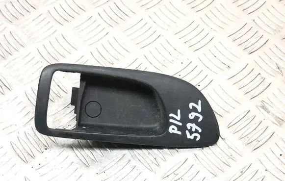 Mazda 6 Front door window switch trim 2G05