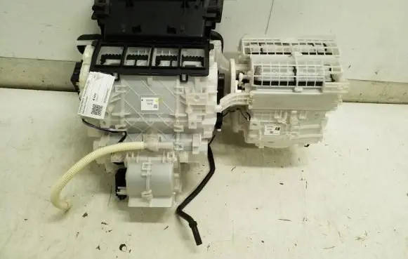 Toyota Prius Prime Interior heater climate box assembly 