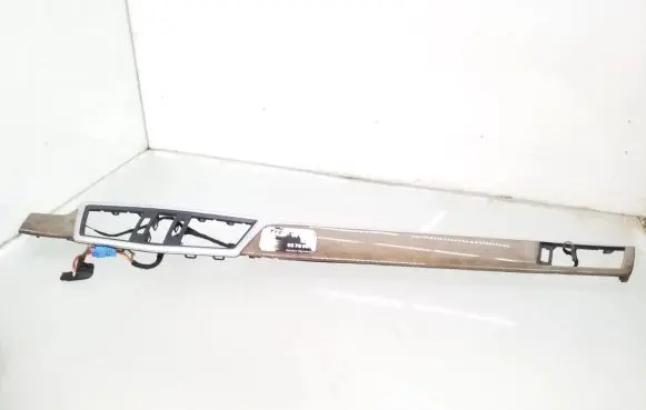 Dashboard glove box trim