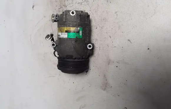 Opel Zafira A Air conditioning (A/C) compressor (pump) 24464152