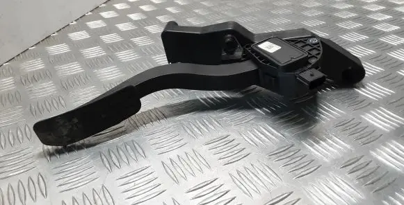 Jaguar XE Accelerator throttle pedal