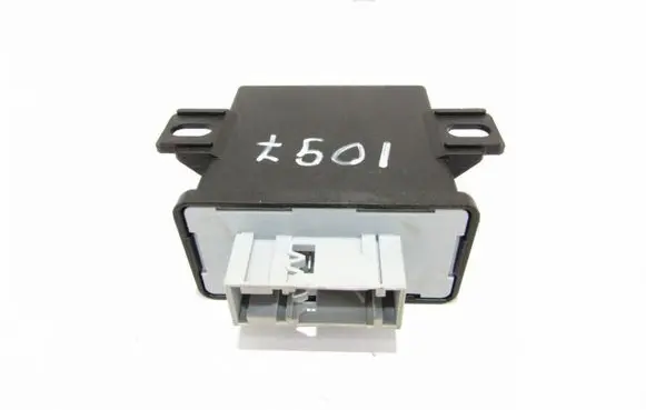 Audi A6 S6 C6 4F Day light relay 8P0907357C