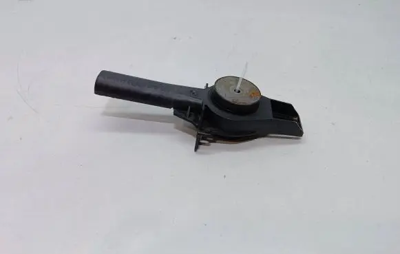 Audi A4 S4 B8 8K Radiator mount bracket 8K0805201 2001815 8K0121276A