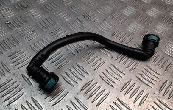 Porsche Panamera (970) Breather hose/pipe 97010631201