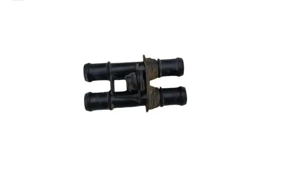 Land Rover Range Rover L322 Engine coolant pipe/hose 9017373