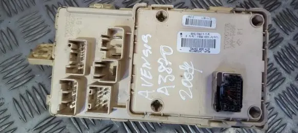 Toyota Avensis T250 Fuse box set 8264105030A 82641-05030-A