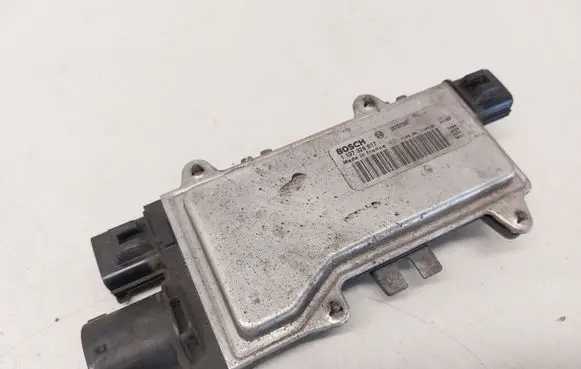 Coolant fan relay