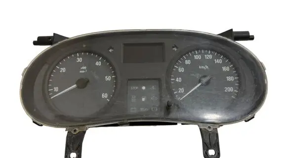 Opel Vivaro Speedometer (instrument cluster) P8200390135A 216788839 NS8140427V