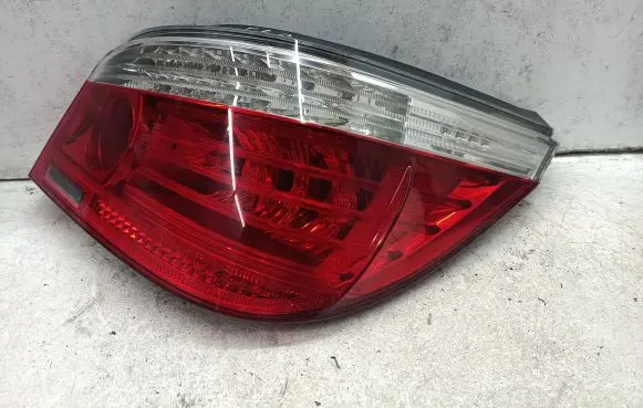 BMW 5 E60 E61 Rear/tail lights 2VP009425027