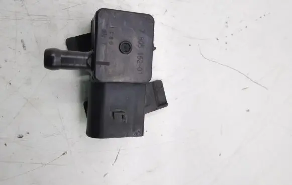 BMW 5 F10 F11 Exhaust gas pressure sensor 780515201