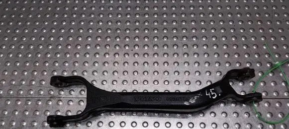 Volvo XC90 Rear upper control arm/wishbone 8630783