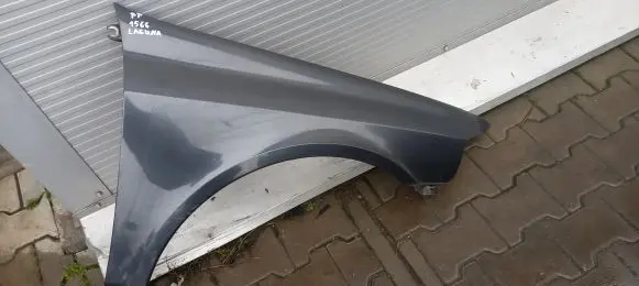 Renault Laguna II Fender