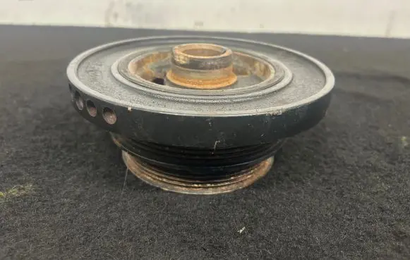 BMW 5 E60 E61 Crankshaft pulley 7513862