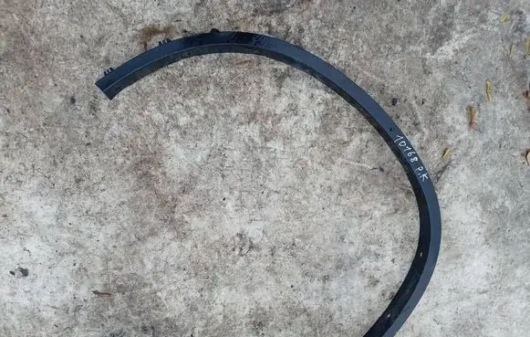BMW X6 E71 Front arch trim 