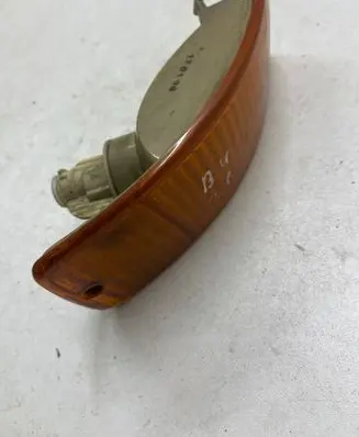 Audi 80 90 S2 B4 Front indicator light 8A0953050