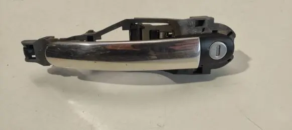Volkswagen Fox Front door exterior handle