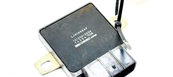 Jaguar XJ X308 Combustion control unit/module 1313002350 LJA1450AF