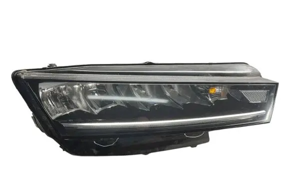 Skoda Octavia Mk4 Headlight/headlamp 5E4941016 LE18A6418 030111823200