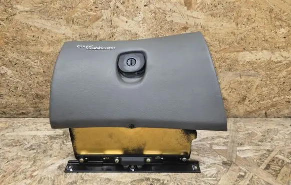 Maserati Coupe Glove box lid/cover 382300403