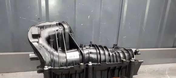 Mercedes-Benz C W204 Intake manifold 779888511
