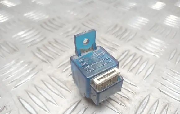 Volvo S70 V70 V70 XC Other relay 4RA003510