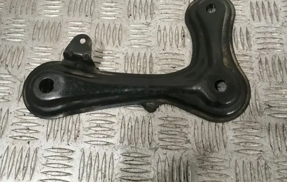 Toyota Verso Engine mounting bracket 5225802031