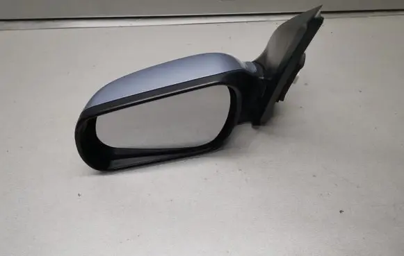 Mazda 2 Front door electric wing mirror