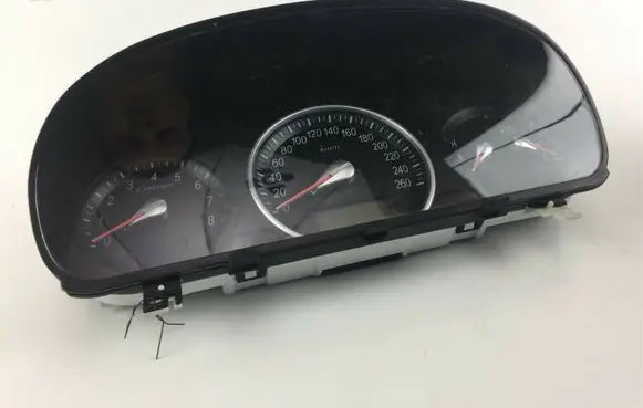 KIA Spectra Speedometer (instrument cluster) 940033K390 W1690