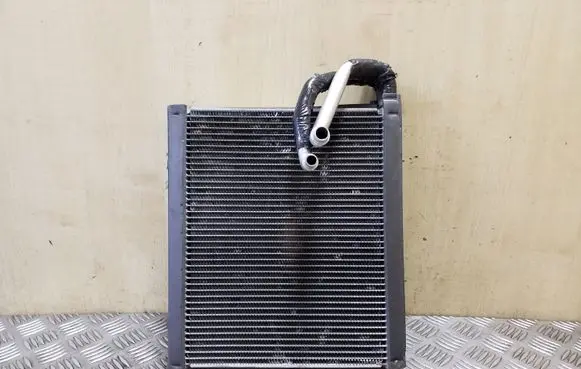 Air conditioning (A/C) radiator (interior)