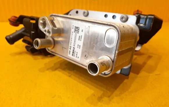 Audi A8 S8 D5 Engine oil radiator 4N0816114B