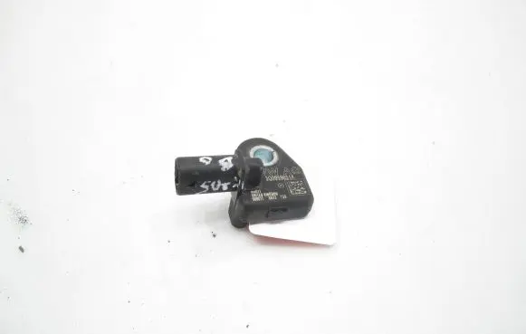 Volkswagen PASSAT B8 Airbag deployment crash/impact sensor 3Q0959651A 0608170633