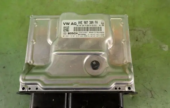 Skoda Octavia Mk4 Engine control unit/module ECU