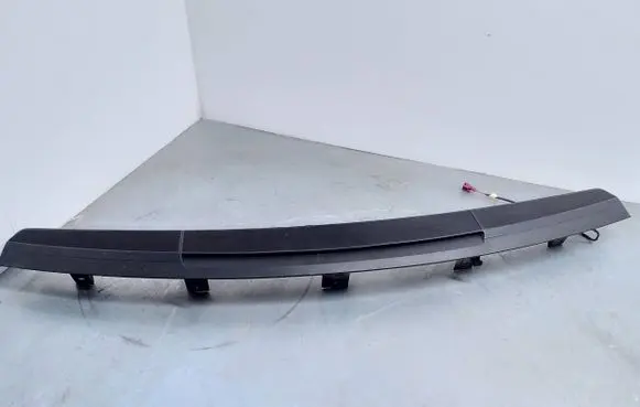 Mercedes-Benz C W204 Third/center stoplight A2046830130 SP5601