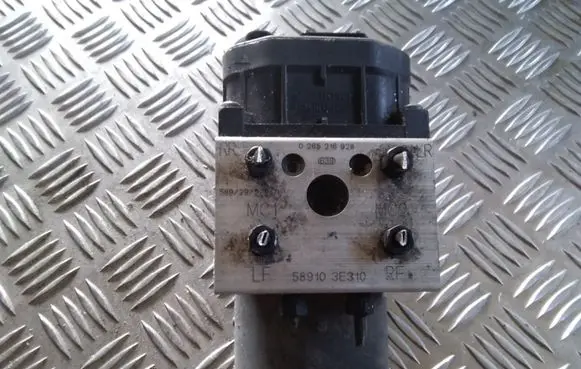 KIA Sorento ABS Pump 0265216928 589103E310 0273004660