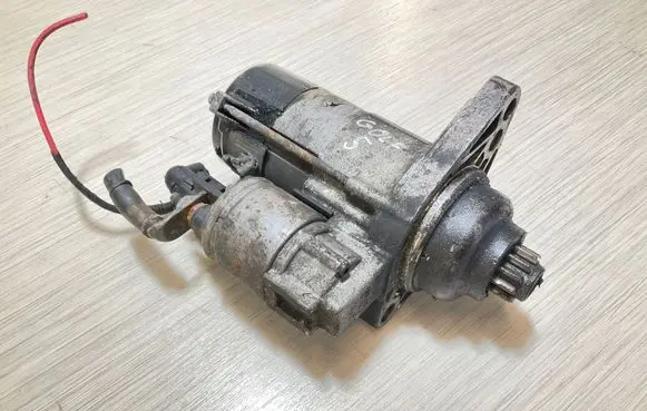 Volkswagen Golf V Starter motor