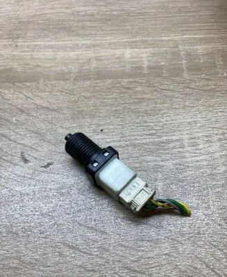 Peugeot 607 Brake pedal sensor switch 24440 PAEC51