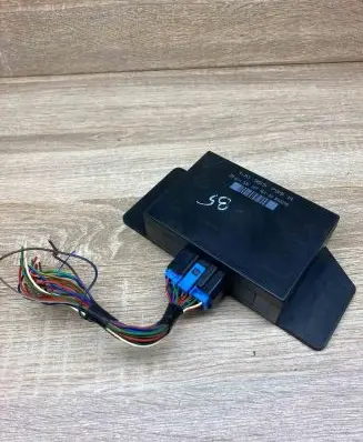Volkswagen PASSAT B5 Comfort/convenience module 1J0959799H 5DK007951 WithPlug