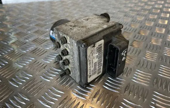 Volkswagen PASSAT B6 ABS Pump 3C0614109K 16431608 16431508E
