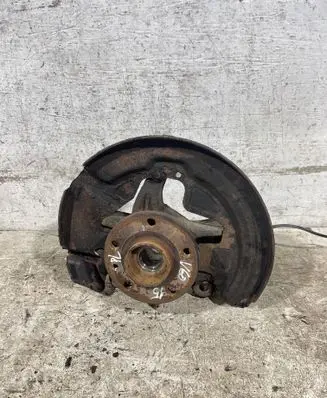 Volvo V60 Front wheel hub spindle knuckle