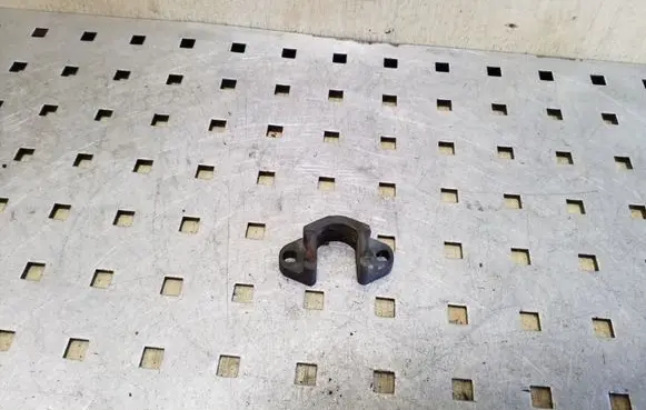 BMW 3 E90 E91 Fuel Injector clamp holder