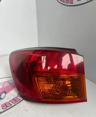 Lexus IS 220D-250-350 Rear/tail lights AIP22S2T04