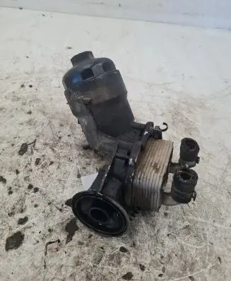 Engine oil radiator