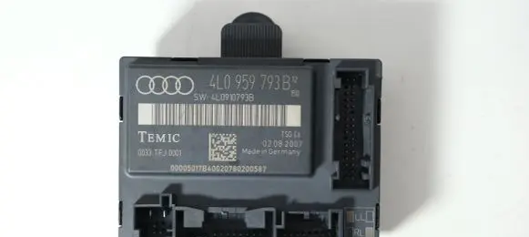 Audi Q7 4L Door control unit/module 4L0959793B